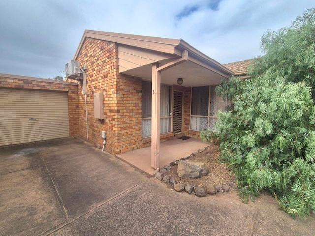 COMFORTABLE & CONVENIENT TWO BEDROOM UNIT