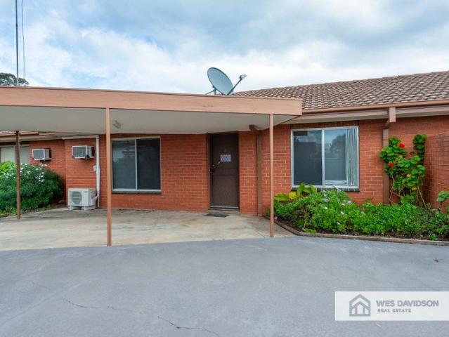 Comfortable & Convenient Two Bedroom Unit