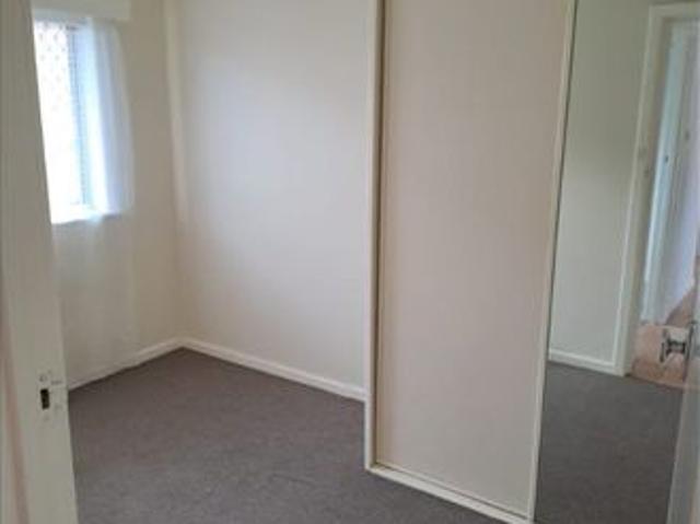 Comfortable & Convenient Unit in Torrenville