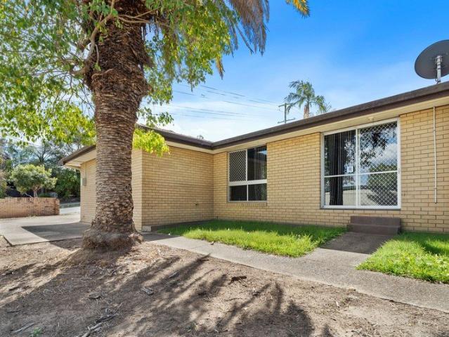 Comfortable & Convenient 2 Bedroom Unit