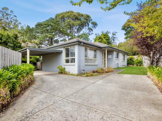 Comfortable & Convenient 2 Bedroom Home in a Peaceful Location