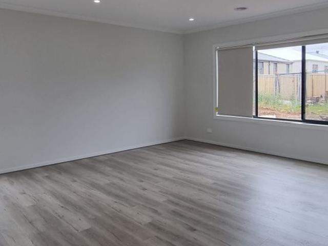 Comfortable & Convenient 4 Bedroom Family Home for Lease