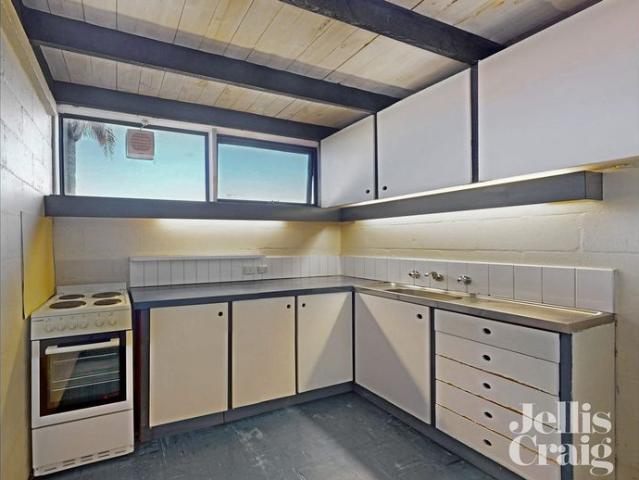 Comfortable & Conveniently Located Apartment