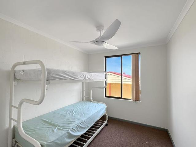 Comfortable Coastal Living in Tumby Bay
