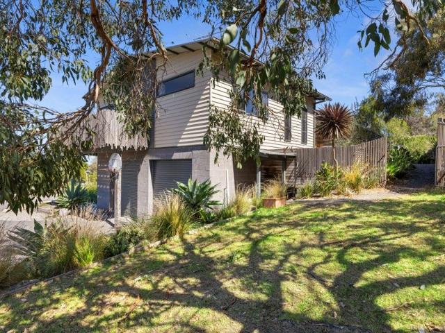 COMFORTABLE COASTAL LIVING IN BASS COAST