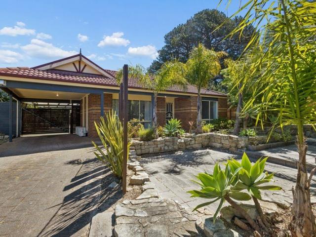 Comfortable Coastal Living in Capel Sound