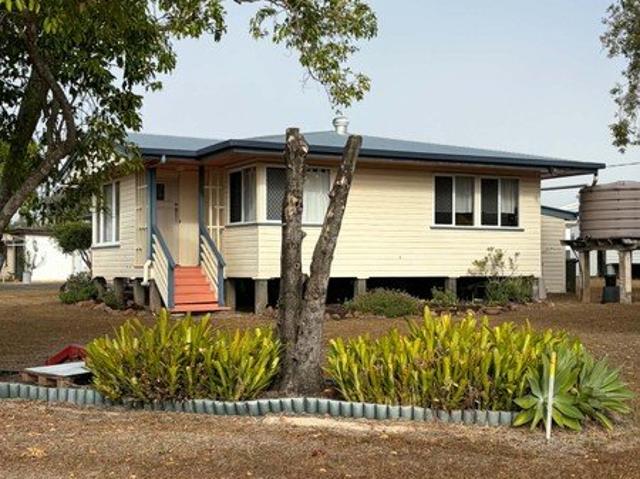 Comfortable Corner Block Home with Granny Flat