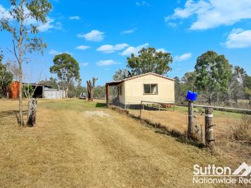 Comfortable Cottage on 25 Acres with Open Grazing, Shade Trees & Shed