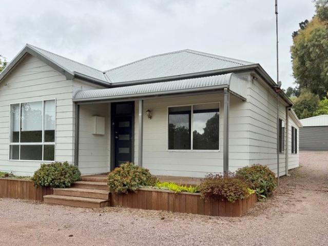 Comfortable Country Living in the Heart of Noorat