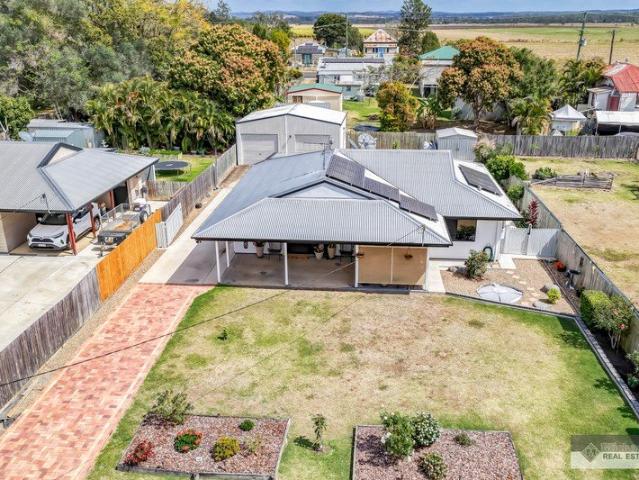 Comfortable Country Living in the Heart of Wallaville