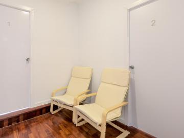 Comfortable double bedroom near the La Salle campus of URL