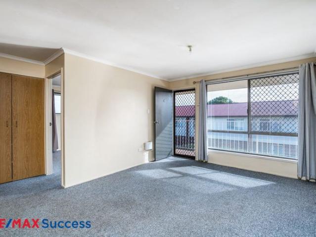 Comfortable East Toowoomba Unit Close to the CBD