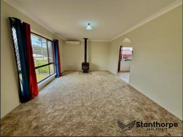 Comfortable Family Brick Home in Stanthorpe