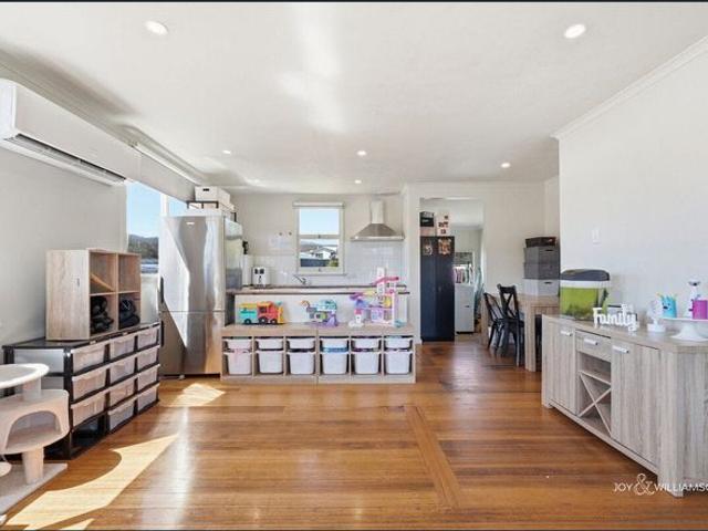 Comfortable Family Home