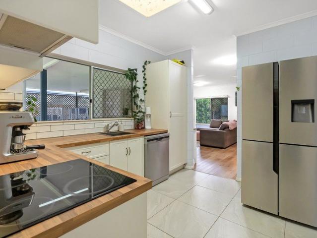 Comfortable Family Home with Outdoor Living & 6.6kW Solar