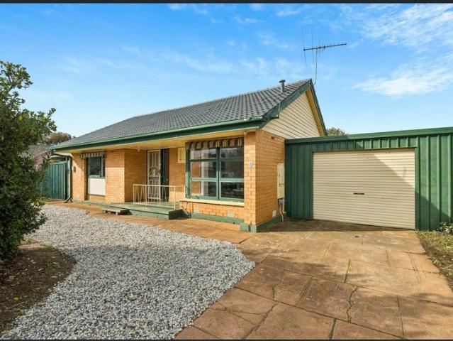 Comfortable Family Home with Expansive Backyard