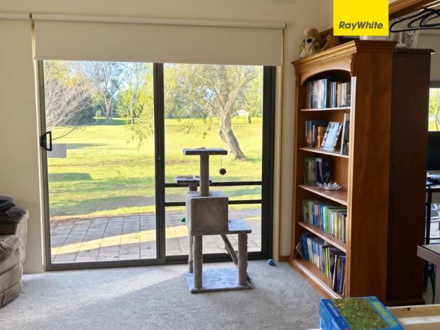 Comfortable Family Home with Golf Course Views