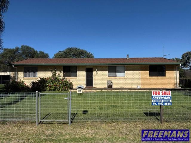Comfortable Family Home with Large Fenced Yard
