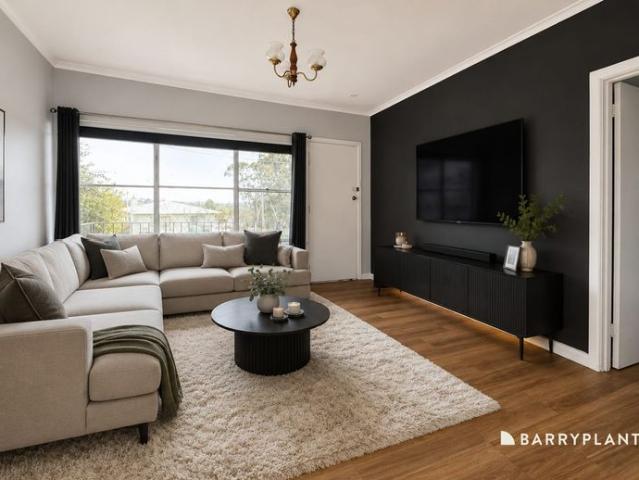 Comfortable Family Home with Large Shed & Flexible Storage Spaces