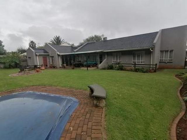 comfortable family home with pool an.