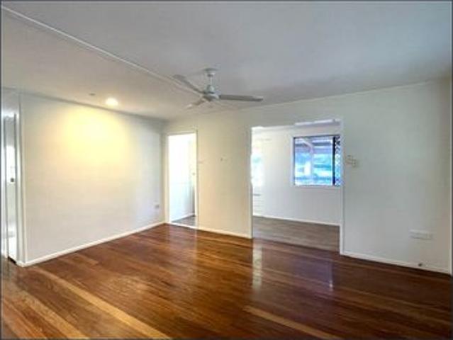 Comfortable Family Home with Shed!
