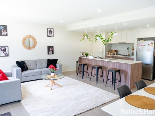 Comfortable family home handy to schools and shops