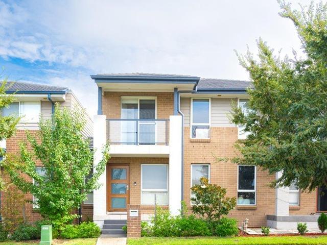 Comfortable family home handy to schools and shops