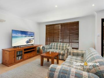 Tuggerah Lake, Jilliby, Wyong Region, Snapper Island