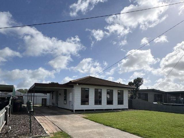 Comfortable Family Home in a Convenient Location