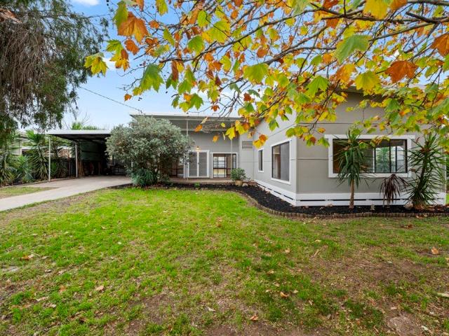Comfortable Family Home in a Convenient Location