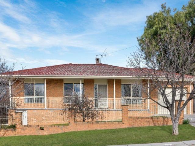 Comfortable Family Home in a Convenient Queanbeyan Location