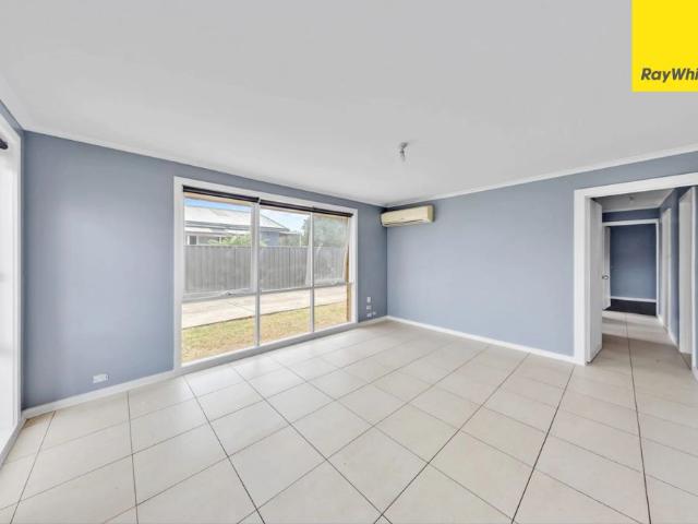 Comfortable Family Home in a Convenient Rockbank Location