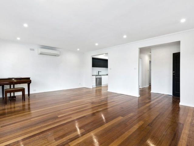 Comfortable Family Home in a Prime Burwood East Location