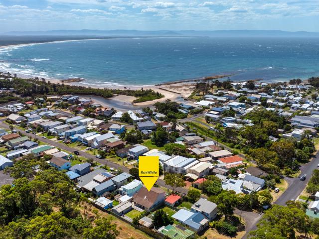 Comfortable Family Home in a Prime Coastal Location