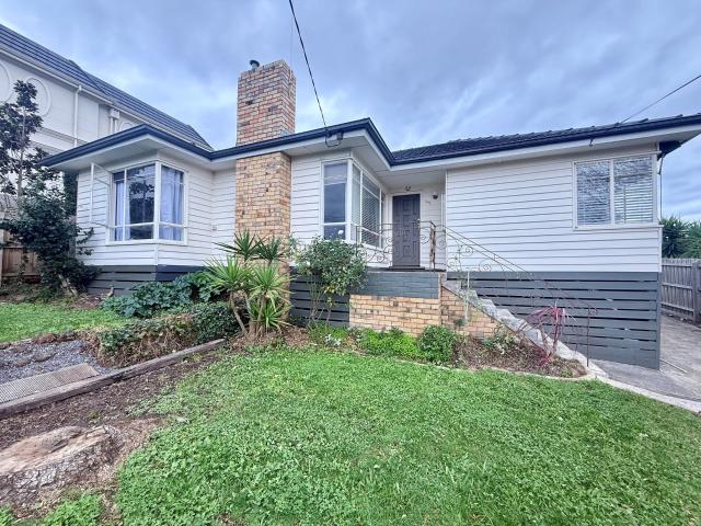 Comfortable Family Home in an Exceptional Doncaster East Location