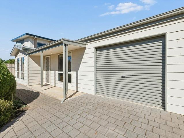 Comfortable Family Home in Christies Beach