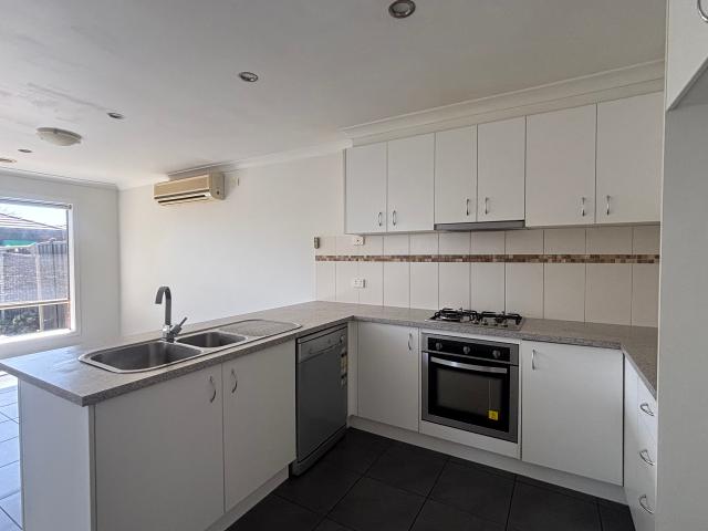 Comfortable Family Home in Deer Park