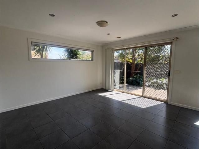 Comfortable Family Home in Deer Park