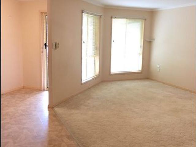 Comfortable Family Home in Peaceful Cul de Sac
