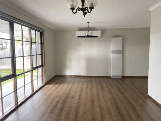 Comfortable Family Home in Quiet Court Location