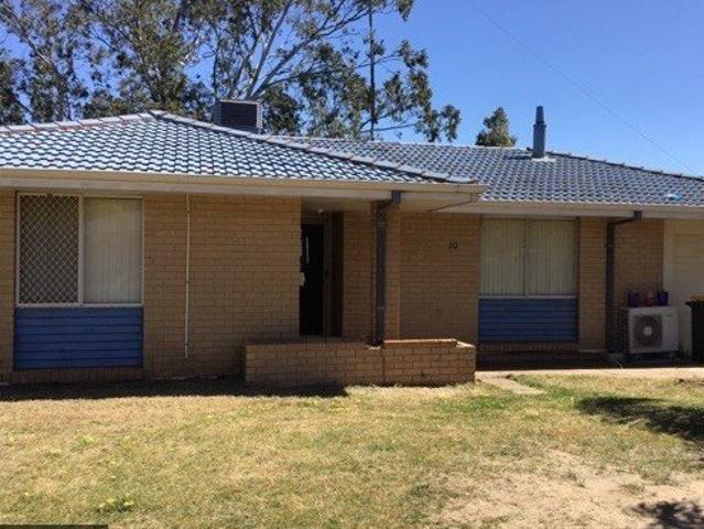 Comfortable Family Home In Quiet Cul De Sac