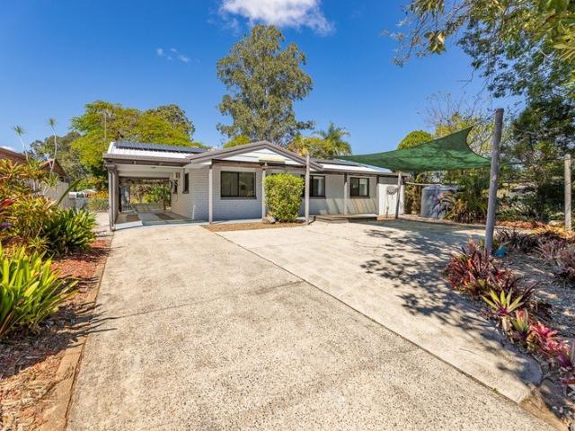 Comfortable Family Living on a Spacious 874m² Block