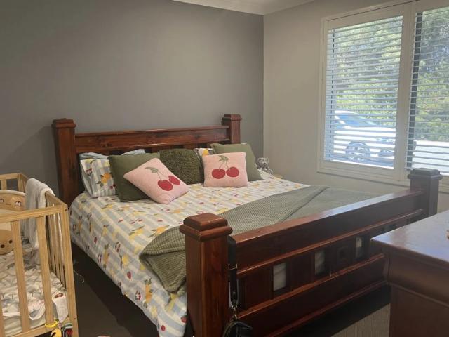 Comfortable Family Living Opposite Nature Reserve in Erskine