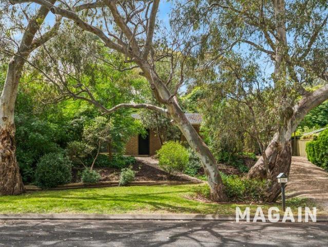 Comfortable Family Living Opposite a Beautiful Reserve