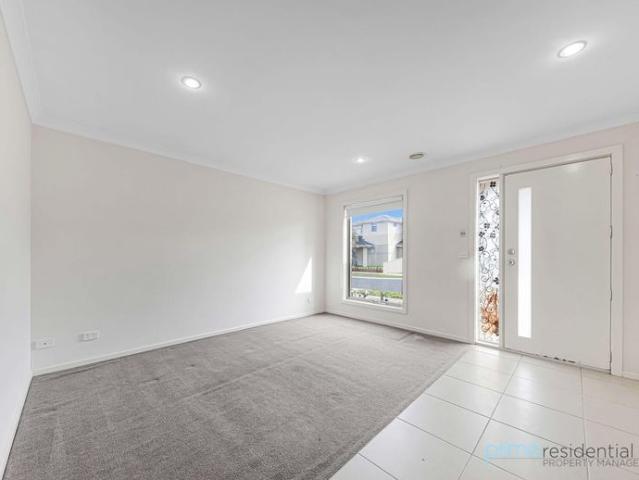 Comfortable Family Living Close to Schools & Shopping