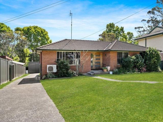 Comfortable Family Living in Narara