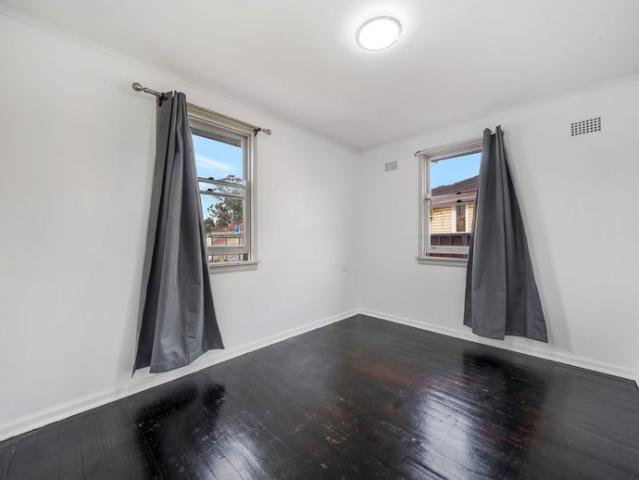 Comfortable Family Living in a Convenient Casula Location