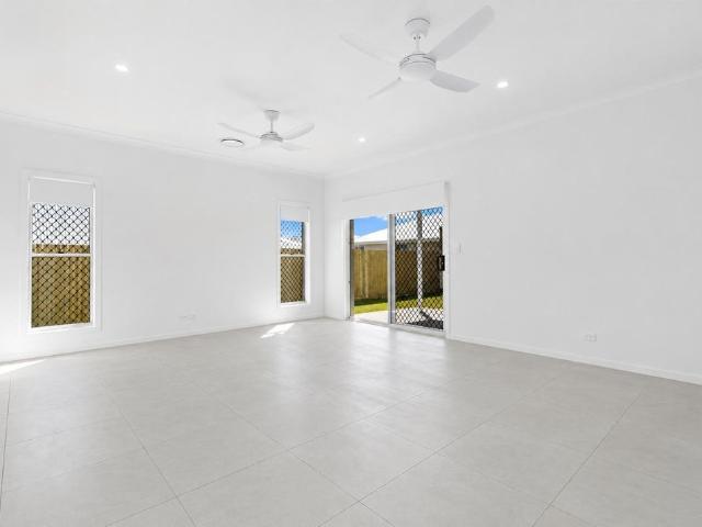 Comfortable Family Living in a Convenient Collingwood Park Location