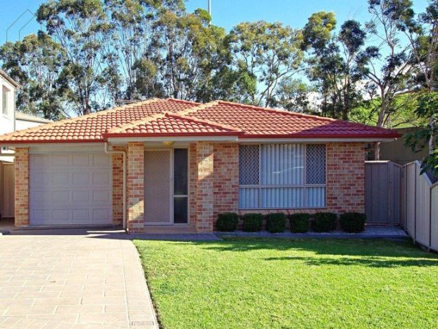 Comfortable Family Living in a Convenient Cul de Sac Location.