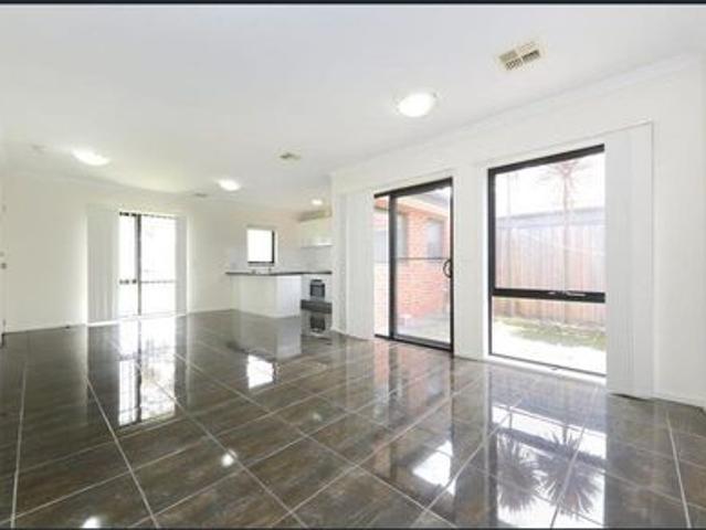 Comfortable Family Living in a Convenient Dandenong North Location